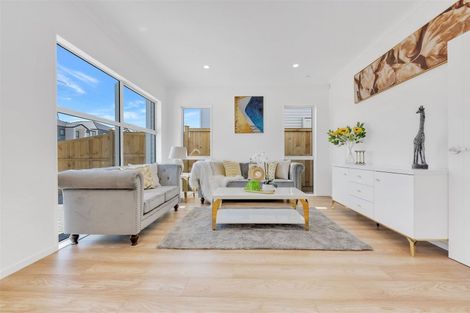Photo of property in 76 Ksenia Drive, Flat Bush, Auckland, 2019
