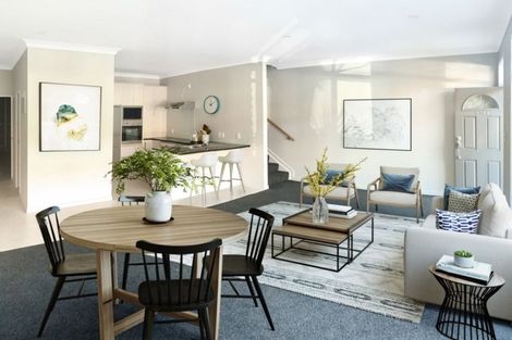 Photo of property in 5/44 Carlos Drive, Flat Bush, Auckland, 2016