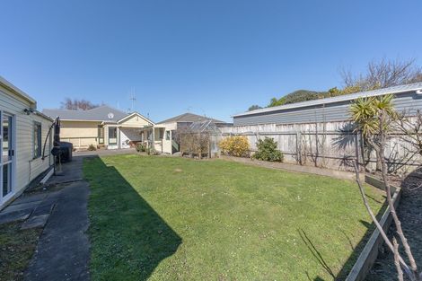 Photo of property in 169 Featherston Street, Palmerston North, 4410