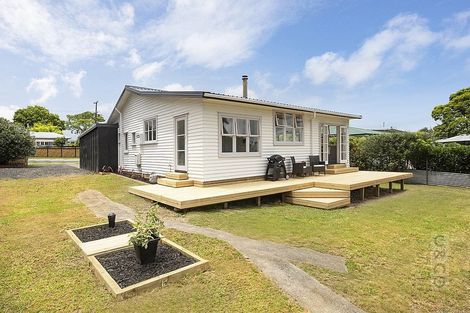 Photo of property in 16 Great North Road, Riverhead, 0820