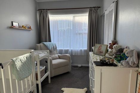 Photo of property in 21 Raumati Terrace, Khandallah, Wellington, 6035