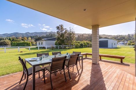 Photo of property in 294 Albert Street, Coromandel, 3506