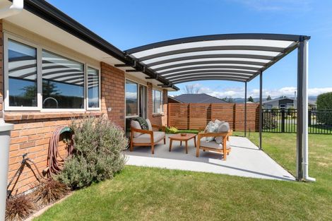 Photo of property in 6 Madison Street, Carterton, 5713