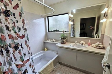 Photo of property in 14 Hoey Street, Te Kamo, Whangarei, 0112