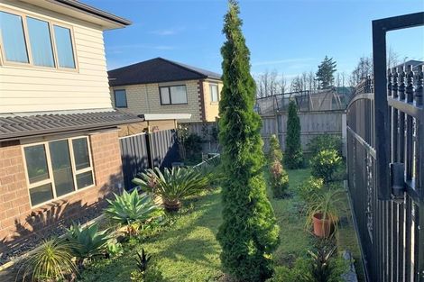 Photo of property in 3 Kirikiri Drive, Papakura, 2110