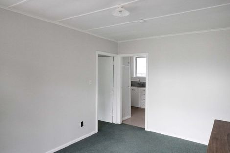 Photo of property in Barber Grove, Moera, Lower Hutt, 5010