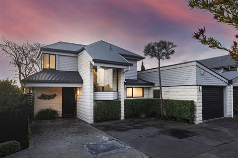 Photo of property in 1/36 Browns Road, St Albans, Christchurch, 8014