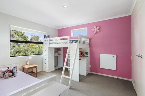Photo of property in 9 Buttercup Place, Waimauku, 0812