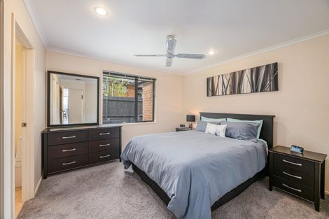 Photo of property in 9 Chelmsley Avenue, Henderson, Auckland, 0612