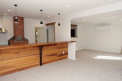 Photo of property in 3 Hemara Street, Waikanae Beach, Waikanae, 5036