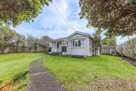 Photo of property in 72 Great North Road, Saint Johns Hill, Whanganui, 4500