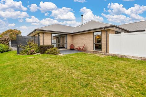 Photo of property in 63 Willowside Place, Amberley, 7410