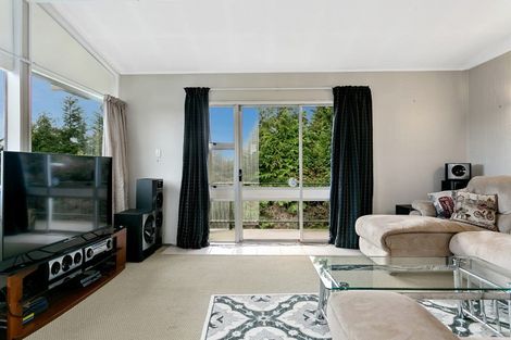 Photo of property in 4 Kereru Street, Two Mile Bay, Taupo, 3330