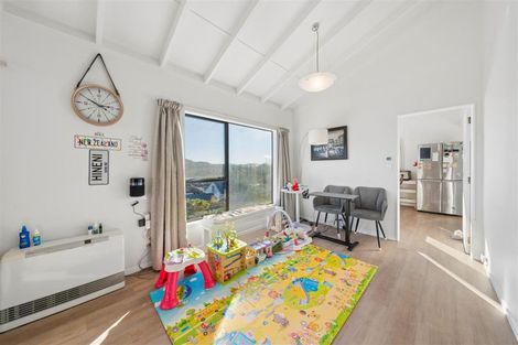 Photo of property in 56 Chesterton Street, Johnsonville, Wellington, 6037