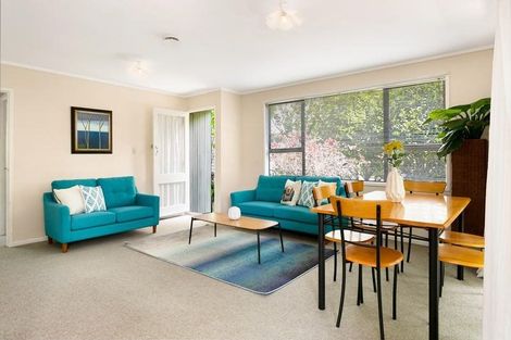 Photo of property in 111 Seymour Road, Sunnyvale, Auckland, 0612