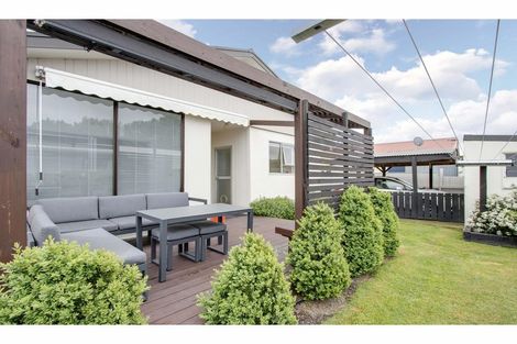 Photo of property in 504 Grove Road, Mayfair, Hastings, 4122