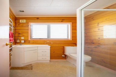 Photo of property in 49 Manuka Street, Castlecliff, Whanganui, 4501