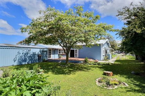 Photo of property in 14 Russell Street, Otane, 4202