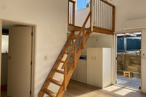 Photo of property in 2 Marendellas Drive, Bucklands Beach, Auckland, 2014