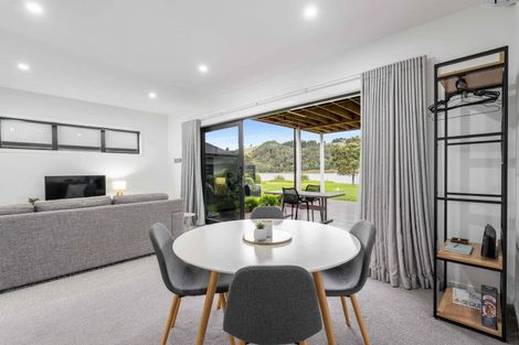Photo of property in 18 Admiral Drive, Cooks Beach, Whitianga, 3591