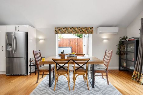 Photo of property in 15 Hamilton Road, Cambridge, 3434