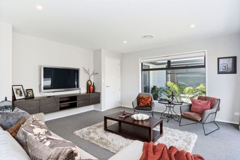 Photo of property in 6 Sarcodia Place, Papamoa Beach, Papamoa, 3118