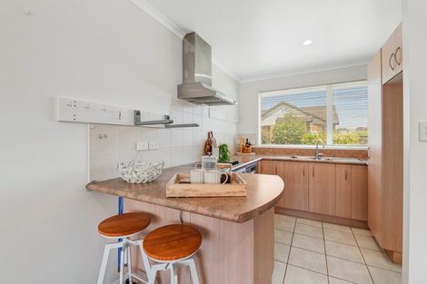 Photo of property in 8/262 Centreway Road, Orewa, 0931