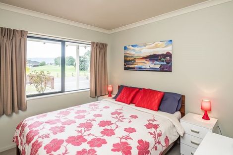 Photo of property in 5 Central Park, Paraparaumu Beach, Paraparaumu, 5032