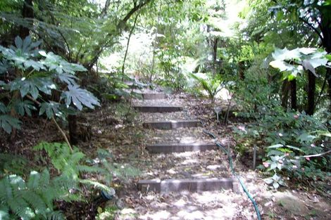 Photo of property in 65 Rimutaka Place, Titirangi, Auckland, 0604