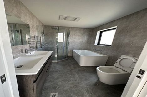 Photo of property in 1/14 Williamson Avenue, Belmont, Auckland, 0622