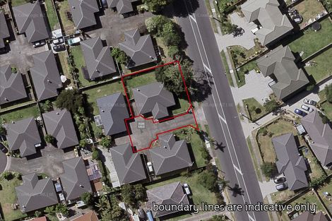 Photo of property in 23 Robertson Road, Favona, Auckland, 2024