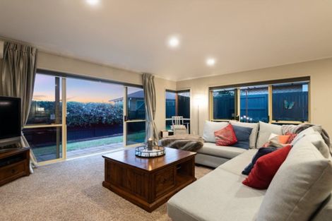 Photo of property in 12 Kestrel Avenue, Welcome Bay, Tauranga, 3112