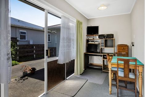 Photo of property in 7 Caplen Street, Hawera, 4610