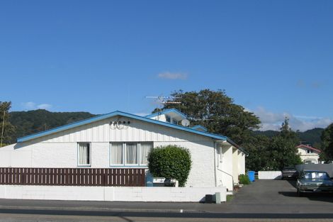 Photo of property in 680f1- Fergusson Drive, Trentham, Upper Hutt, 5018