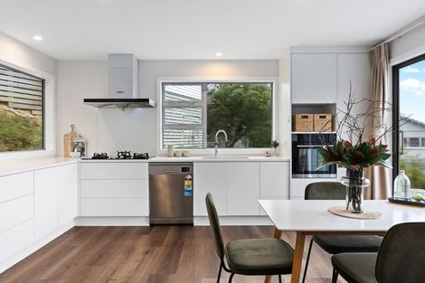 Photo of property in 4 Homebush Road, Khandallah, Wellington, 6035