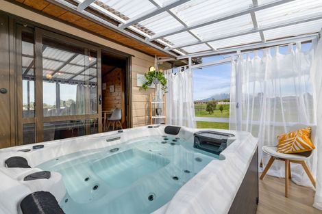 Photo of property in 11 Warwick Road, Stratford, 4332