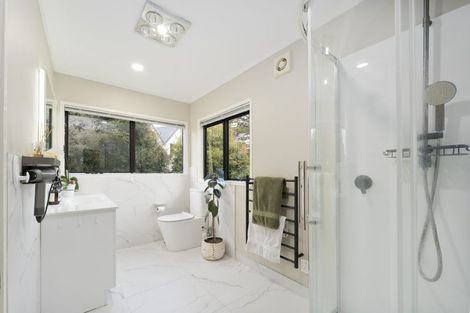 Photo of property in 81 Spence Road, Henderson, Auckland, 0612
