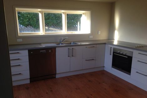 Photo of property in 17 Lyndon Street, Riccarton, Christchurch, 8011