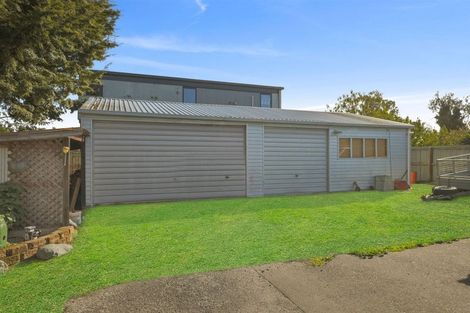 Photo of property in 25 Main North Road, Woodend, 7610