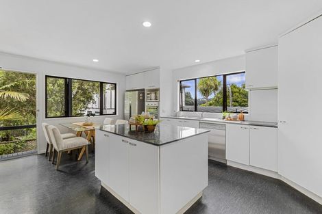 Photo of property in 557 Beach Road, Murrays Bay, Auckland, 0630