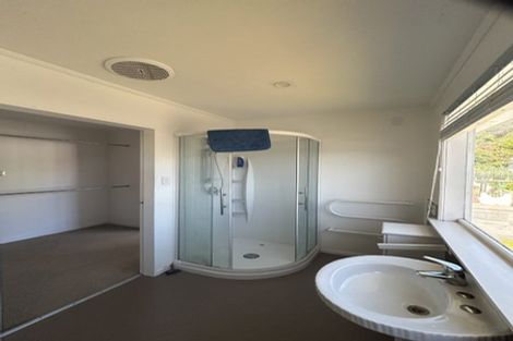 Photo of property in 2 Foyle Street, Island Bay, Wellington, 6023