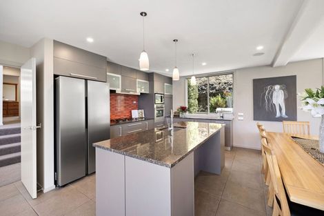 Photo of property in 6a Lancewood Lane, Queenstown, 9300