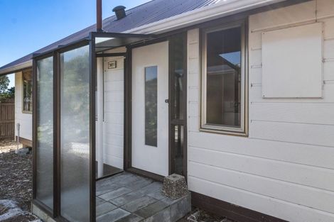 Photo of property in 14 Fairfax Terrace, Frankleigh Park, New Plymouth, 4310