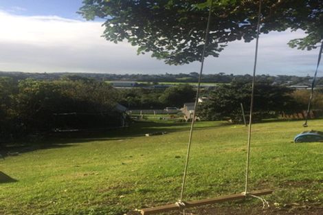 Photo of property in 10 Kauri Road, Stanmore Bay, Whangaparaoa, 0932