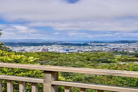 Photo of property in 3 Flint Way, Northland, Wellington, 6012