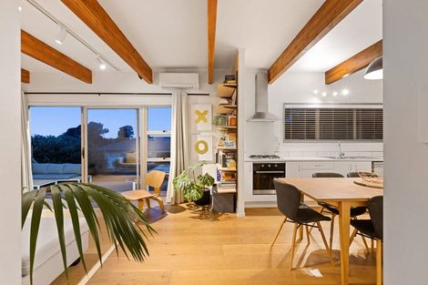 Photo of property in 5 Kotinga Avenue, Glen Eden, Auckland, 0602