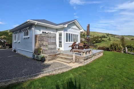 Photo of property in 180 Te Wharau Road, Admiral Hill, Masterton, 5883