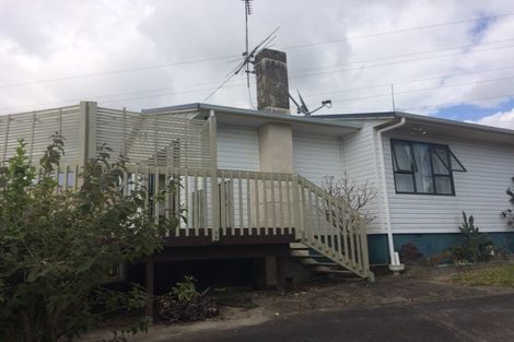Photo of property in 120 Archibald Road, Kelston, Auckland, 0602