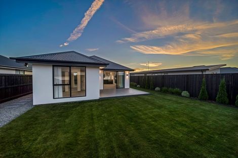 Photo of property in 25 Te Pakiaka Road, Pegasus, 7612