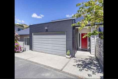 Photo of property in 42d James Cook Drive, Whitby, Porirua, 5024
